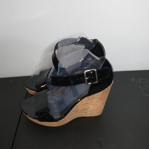 ☀️Stuart Weitzman Oneliner Women's Patent Black Cork Wedge, size 9.5M - Picture 4 of 14